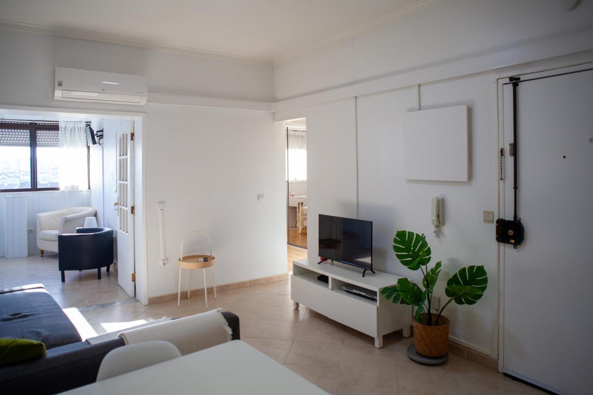 Just4U Apartment 2 Almada Exterior photo